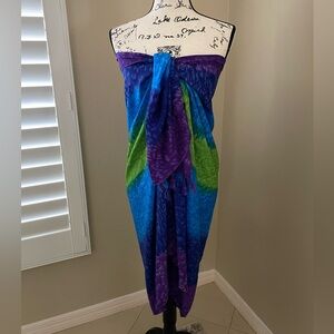 Vibrant Multicolored Sarong with Fringe
